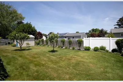192 Calvin Ave, Somerset, MA 02726 - Photo 7