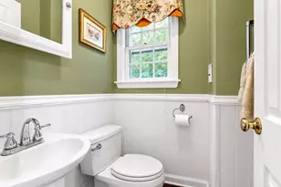 41 Sunset Hill Rd, Boston, MA 02132 - Photo 9