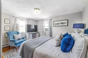 41 Sunset Hill Rd, Boston, MA 02132 - Photo 11
