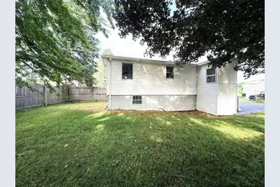 18 Didonato Ave, Webster, MA 01570 - Photo 37
