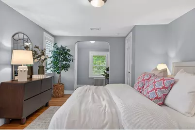 35 Cleveland Rd, Wellesley, MA 02481 - Photo 11