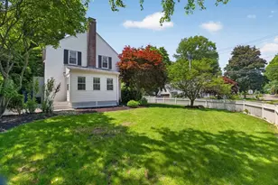 35 Cleveland Rd, Wellesley, MA 02481 - Photo 17