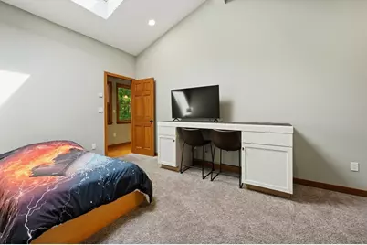 50 Melrose Ave, Tewksbury, MA 01876 - Photo 31