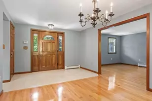 27 Cheryl Ann Dr, Rutland, MA 01543 - Photo 5