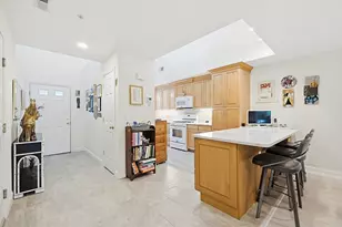 15 Reservoir St, Mansfield, MA 02048 - Photo 7