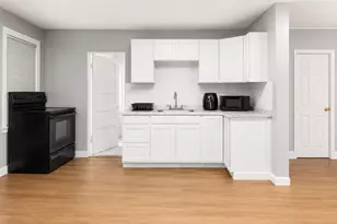 112 Ford St, Brockton, MA 02301 - Photo 7