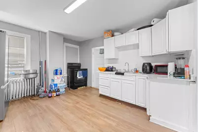112 Ford St, Brockton, MA 02301 - Photo 9