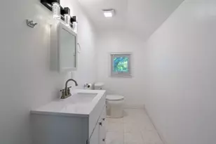 10 Walnut St, Ware, MA 01082 - Photo 11