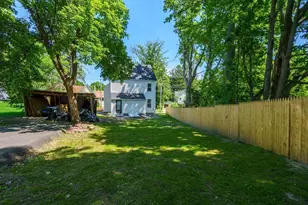 10 Walnut St, Ware, MA 01082 - Photo 23
