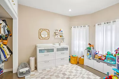 29 Harvey St, Everett, MA 02149 - Photo 25