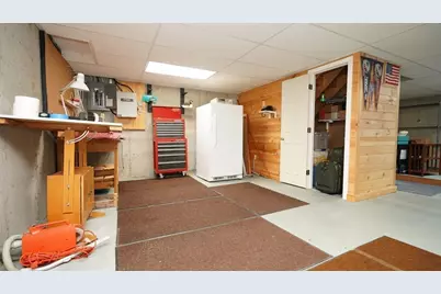154 Thacher St, Attleboro, MA 02703 - Photo 37