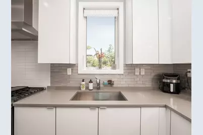2 West 6th #102, Boston, MA 02127 - Photo 9
