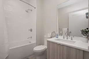 2 West 6th, Boston, MA 02127 - Photo 13