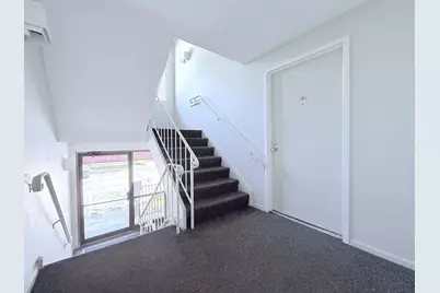9 Post Oak Ln #17, Natick, MA 01760 - Photo 3