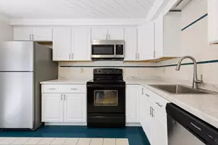 835 Mt Hope St, North Attleboro, MA 02760 - Photo 5