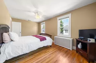10 Barclay Rd, Boston, MA 02132 - Photo 19