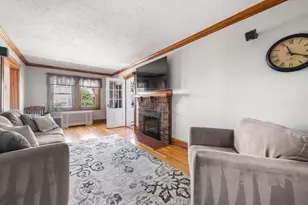 10 Barclay Rd, Boston, MA 02132 - Photo 7