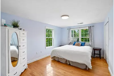 349 Summer St, Franklin, MA 02038 - Photo 15