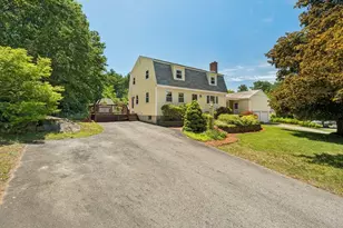 6 Anna St, Chelmsford, MA 01863 - Photo 3