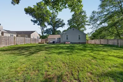 9 Milton Rd, Barrington, RI 02806 - Photo 37