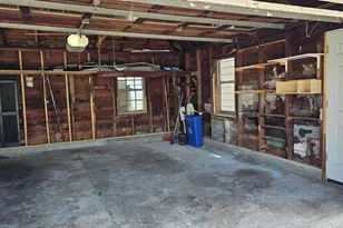 13 Beacon St, Quincy, MA 02169 - Photo 19