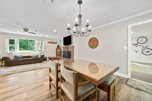 200 Pleasant St, Pembroke, MA 02359 - Photo 9