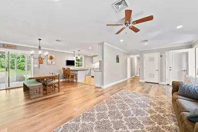 200 Pleasant St, Pembroke, MA 02359 - Photo 7