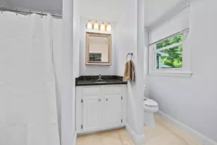 200 Pleasant St, Pembroke, MA 02359 - Photo 15