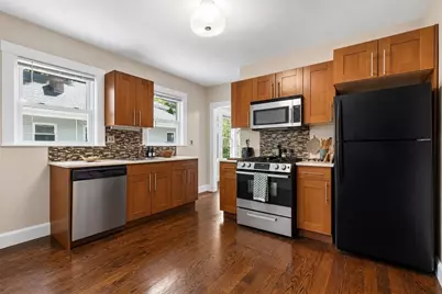 66,66-R,70 Wren St, Boston, MA 02132 - Photo 5