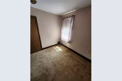 25-27 Elm Ln, Northbridge, MA 01588 - Photo 13