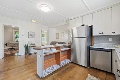 184 Ocean Ave W #1, Salem, MA 01970 - Photo 5