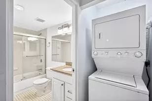 200 Captains Row, Chelsea, MA 02150 - Photo 17