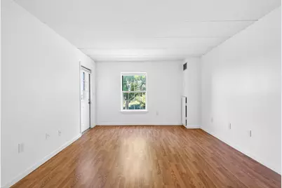 200 Captains Row #202, Chelsea, MA 02150 - Photo 5