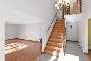 83 Tanglewood Dr, Stoughton, MA 02072 - Photo 3