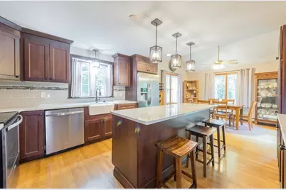 105 Shallow Pond Ln, Plymouth, MA 02360 - Photo 5