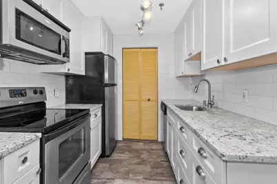 124 Tudor St #C, Boston, MA 02127 - Photo 3