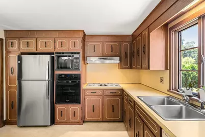 43 Doonan St, Medford, MA 02155 - Photo 15
