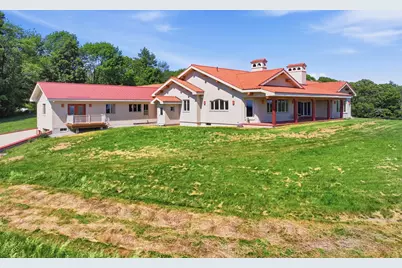 5 Osgood Rd, Charlton, MA 01507 - Photo 3