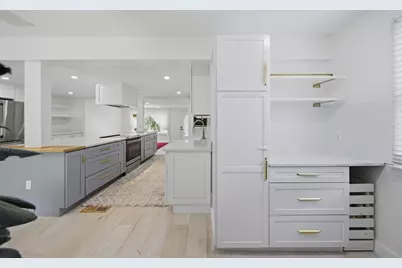 22 Priscilla Cir, Weymouth, MA 02188 - Photo 17