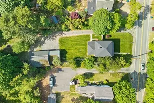 10 Great Neck Rd, Wareham, MA 02571 - Photo 17