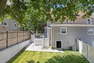 8 Linden Rd, Melrose, MA 02176 - Photo 17