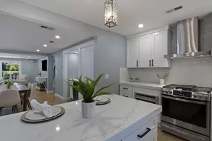 8 Linden Rd, Melrose, MA 02176 - Photo 9