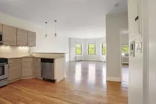 228 Commonwealth Ave, Boston, MA 02116 - Photo 11