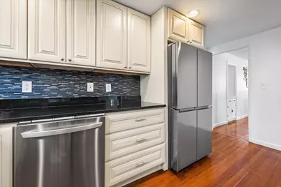 546 Shirley St, Winthrop, MA 02152 - Photo 13