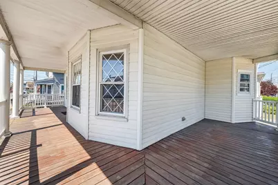 546 Shirley St, Winthrop, MA 02152 - Photo 3