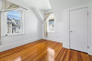 546 Shirley St, Winthrop, MA 02152 - Photo 17