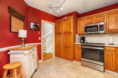 909 Ridgefield Cir #909C, Clinton, MA 01510 - Photo 3