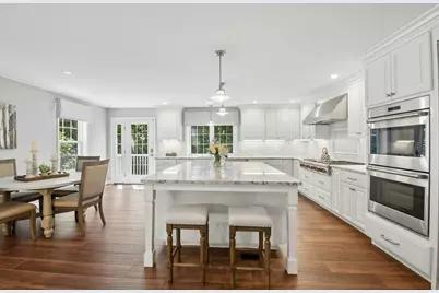 12 Dicarlo Rd, Hopkinton, MA 01748 - Photo 5