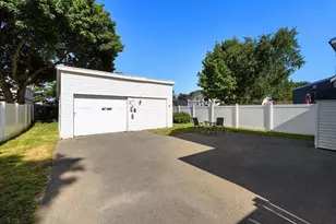 12 Johnson Ave, Peabody, MA 01960 - Photo 21