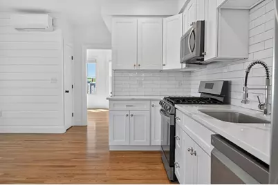 138 Centre Street #6, Boston, MA 02124 - Photo 5